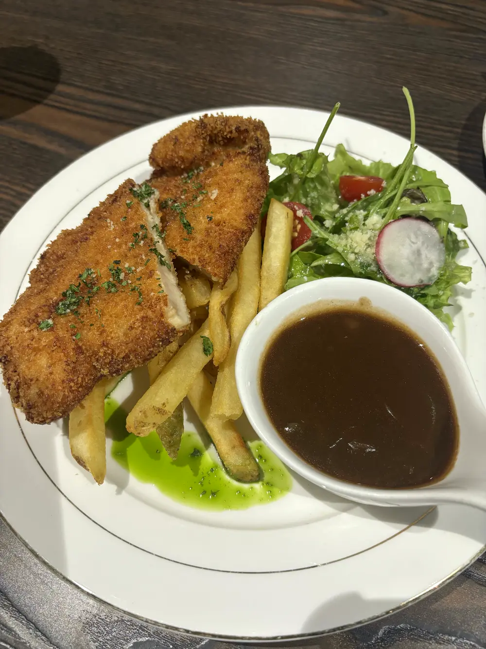Grilled chicken dengan side salad